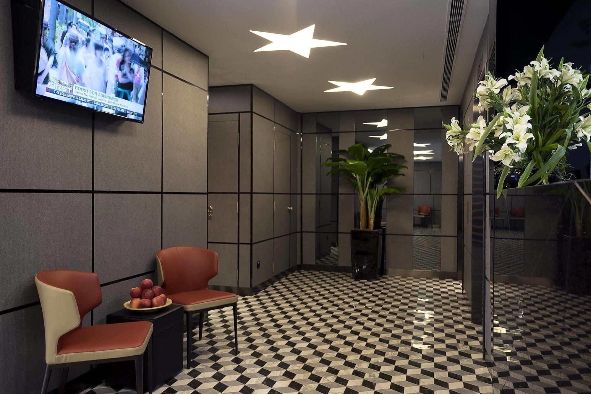 Hotel 81 Premier Hollywood Singapore Exteriör bild